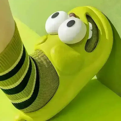 Adorable Kissing Cartoon Fashion Slides - Bear Hugs